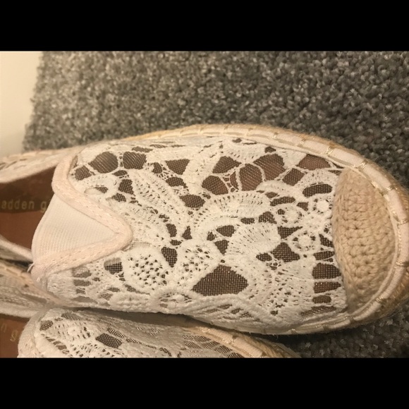a see through flower flat thick braided bottom - Picture 4 of 6